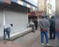 बरेली: टैक्स बकाया पर 39 संपत्तियां सील, 15.95 लाख जमा कराए