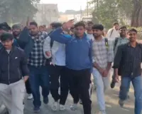 कानपुर : एचबीटीयू में छात्रों ने जमकर किया हंगामा, परिसर में निकाला जुलूस, जानें वजह