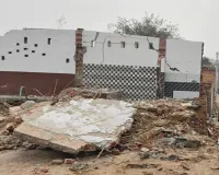 UP: बुलडोजर के डर से खुद तोड़ ली थी मस्जिद, जमीन पर बनेंगे गरीबों के आशियाने