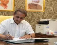 गोंडा न्यूज : मंत्री कीर्तिवर्धन सिंह का बड़ा बयान, कहा- पूरी दुनियां भारत की मजबूत अर्थव्यवस्था की कायल