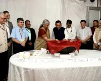 Budget 2026-27 : वित्त मंत्री सीतारमण ने पारंपरिक हलवा समारोह में लिया भाग, अंतिम चरण में बजट की तैयारी