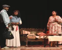 Bareilly : द स्ट्रॉबेरी वाइन में मासूमियत और अपराध एक ही प्याले में घुले नजर आते हैं