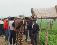 UP: प्रेमिका से वीडियो कॉल पर बात करते हुए युवक ने फंदा लगाकर दी जान