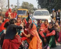 Bareilly : पोस्टमार्टम हाउस के बाहर शव रखकर लगाया जाम, मारपीट में घायल युवक की मौत के बाद आक्रोश