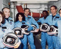 28 जनवरी : अमेरिका का अंतरिक्ष यान चैलेंजर दुर्घटनाग्रस्त, सभी सात अंतरिक्षयात्रियों की मौत