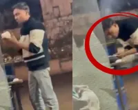 गाजियाबाद में चपातियों पर थूकने वाला रसोइया गिरफ्तार, वायरल वीडियो पर पुलिस ने लिया एक्शन