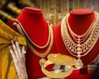 'NO FACE, NO ENTRY': मुंह ढके महिलाओं, पुरुषों को नहीं मिलेंगे गहने, वाराणसी में भी लागू हुई नियम