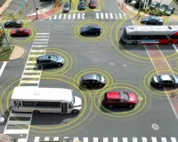 अब आपस में बात करेंगी गाड़ियां, V2V टेक्नोलॉजी लगाएगी सड़क हादसों पर लगेगा लगाम! सिस्टम ऐसे करेगा काम 