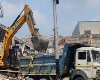  ट्रांसपोर्ट नगर हादसे में बड़ा एक्शन: शासन ने एलडीए से मांगा जवाब, लापरवाही पर कार्रवाई की तैयारी