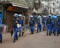 Delhi Turkman Gate Violence: पत्थरबाजों के खिलाफ शुरू हुई कार्रवाई, हिंसा करने वाले पांच हिरासत में... अन्य की तलाश जारी