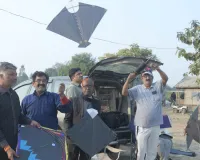 पुराने लखनऊ में जमकर हुई पतंगबाजी... असफ-उद-दौला उड़ातें थे झुल-झुल पतंग, जानिए क्या है खास नवाबी कनेक्शन 