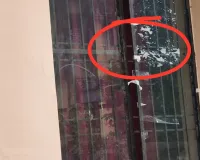  खबर का असर : प्रसूताओं को लग रही थी ठंड, सीएमओ की फटकार के बाद लगाए गए खिड़की के शीशे