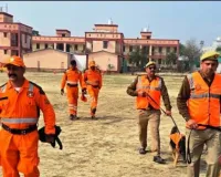 लखनऊ में आपदा राहत का मॉक ड्रिल,  NDRF, SDRF और फायर ब्रिगेड ने ढही इमारत से किया बचाव का अभ्यास