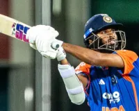 न्यूजीलैंड के खिलाफ वनडे सीरीज से वाशिंगटन सुंदर बाहर, ऋषभ पंत के बाद साइड स्ट्रेन का शिकार हुए क्रिकेटर 