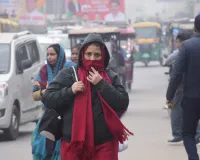  बाराबंकी में जारी है सर्दी का सितम...पछुआ हवाएं ढा रही सितम' बर्फीली हवाओं से माहौल में ठिठुरन-गलन