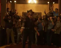  'आशिकों की कॉलोनी'...शाहिद कपूर के डांस में दिलाई माइकल जैक्सन की याद  