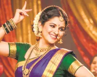 लोकायन लावणी:  महाराष्ट्र की जीवंत लोक कला