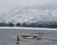  श्रीनगर में रिकॉर्ड तोड़ ठंड...जम्मू-कश्मीर - लेह लद्दाख में जमी जिंदगी, ये इलाके रहे सबसे सर्द 