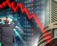 Stock Market Today:  वैश्विक स्तर पर बढ़ती अनिश्चितता से शेयर बाजारों में गिरावट, 500 अंक से ज्यादा टूटा सेंसेक्स 