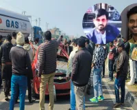 UP: टायर फटने से कार पलटी, पीलीभीत से दो दोस्तों की मौत, बाघा बार्डर से लौटते वक्त हादसा