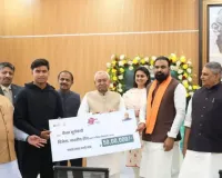 बिहार पहुंचते ही वैभव सूर्यवंशी हुई मालामाल :  सीएम नीतीश ने 50 लाख का चेक देकर किया सम्मानित