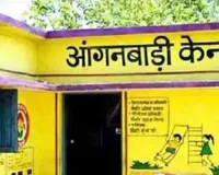 बदायूं : पोषाहार बांटने वाली 179 आंगनबाड़ी वर्कर्स की होगी सेवा समाप्त, 663 का रोका मानदेय