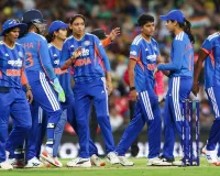 AUSW vs INDW: ऑस्ट्रेलिया को 17 रनों हराकर भारतीय टीम ने जीती टी-20 सीरीज, स्मृति मंधाना बनीं 'प्लेयर ऑफ द मैच'