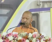 सीएम योगी ने कहा- रैपिड रेल और एक्सप्रेस-वे ने मेरठ-दिल्ली की दूरी घटाई, 50 मिनट में सफर संभव
