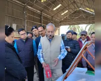 पूर्वोत्तर रेलवे के जीएम का दौरा: महाप्रबंधक ने देखा कोच केयर सेंटर, पूछे सेफ्टी से जुड़े सवाल