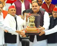 Pilibhit:  सपा में शामिल हुए पूर्व मंत्री फूल बाबू ने बढ़ाया सियासी समीकरण का रोमांच 