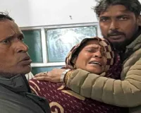 UP: ट्रैक्टर -ट्रॉली ने बाइक सवार दो भाइयों को रौंदा, दोनों की मौत