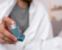 रोज़ा रखने में कोई दिक्कत नहीं! इनहेलर से निकलने वाली दवा अगर खाने-पीने की नली में न जाए तो रोजा सही