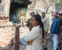 Raebareli News: बम के धमाकों से गूंजा साहबगंज बाजार, महिला की मौत, तीन गंभीर