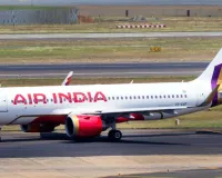 फ्लाइट में भोजन और सीट को लेकर यात्री और क्रू मेंबर के बीच विवाद, एयरपोर्ट अथॉरिटी पर लैंडिंग के बाद 5 घंटे तक बेवजह परेशान करने का आरोप