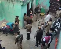 मथुरा में दिल दहला देने वाली घटना... एक ही परिवार के 5 सदस्यों ने जहर खाकर दी जान