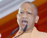 बाराबंकी में दहाड़े CM योगी... कहा- कयामत के दिन के लिए मत जियो, हिंदुस्तान में कायदे से रहना सीखो क्योंकि... 