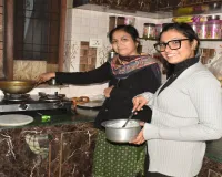 Bareilly : बजट से गृहणियों में बेचैनी...घरेलू खर्च में नहीं दिखी राहत 