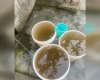 पेयजल लाइन में आया गंदा पानी: सरकारी क्वार्टरों में दोहराई जा रही इंदौर जैसी भूल