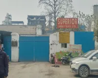 Bareilly : चौथे दिन जारी रहा शराब फैक्ट्री में आयकर का छापा, मालिक और मैनेजर से पूछताछ शुरू