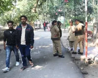 Bareilly: प्यार पर पहरा...पार्कों में प्रेमियों पर रही पुलिस की पैनी नजर