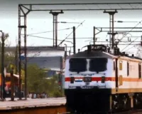 होली पर चलेगी विशेष ट्रेन, गोरखपुर से सियालदह, आसनसोल के लिए कई ट्रेनों का भी किया जाएगा संचालन