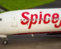 स्पाइसजेट विमान इंजन में खराबी:  दिल्ली में कराई गई आपात लैंडिंग, 150 यात्री थे सवार     