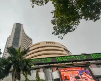  Stock market closed :  RBI की मौद्रिक घोषणाओं से गुलजार हुए शेयर बाजार, 266 अंक चढ़ा सेंसेक्स 