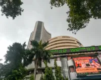 Stock market closed :  IT शेयरों में बिकवाली से शेयर बाजार में बड़ी गिरावट, 1,069 अंक लुढ़का सेंसेक्स  