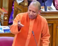 सीएम योगी का शिक्षामित्रों के लिए बड़ा ऐलान, 1 अप्रैल से बढ़ेगा मानदेय, अब मिलेगें 18 हजार   