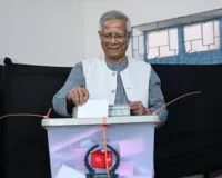  एक नया बांग्लादेश: अंतरिम सरकार के प्रमुख यूनुस ने किया मतदान, बोले -मनाएं राष्ट्र का जन्मदिन 