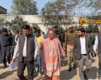 महापौर सुषमा खर्कवाल ने चीफ इंजीनियर को लगाई फटकार,  नगर निगम मुख्यालय के नवीन भवन निर्माण में बाधा पेट्रोल पंप हटाने के निर्देश