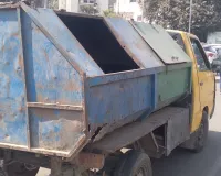 लखनऊ में नगर निगम की कूड़ा ढोने वाली 300 गाड़ियां फैला रही प्रदूषण, 77 वार्डों में गलियों से उठा रहीं Garbage 