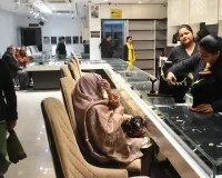 Bareilly: सोना-चांदी के दामों में गिरावट से बाजार में हलचल, शादी और त्योहारों की खरीदारी तेज