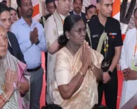 राष्ट्रपति द्रौपदी मुर्मू का मथुरा दौरा : गोवर्धन के दानघाटी मंदिर में की पूजा-अर्चना, जानिए क्‍या है इसकी मान्‍यता ?